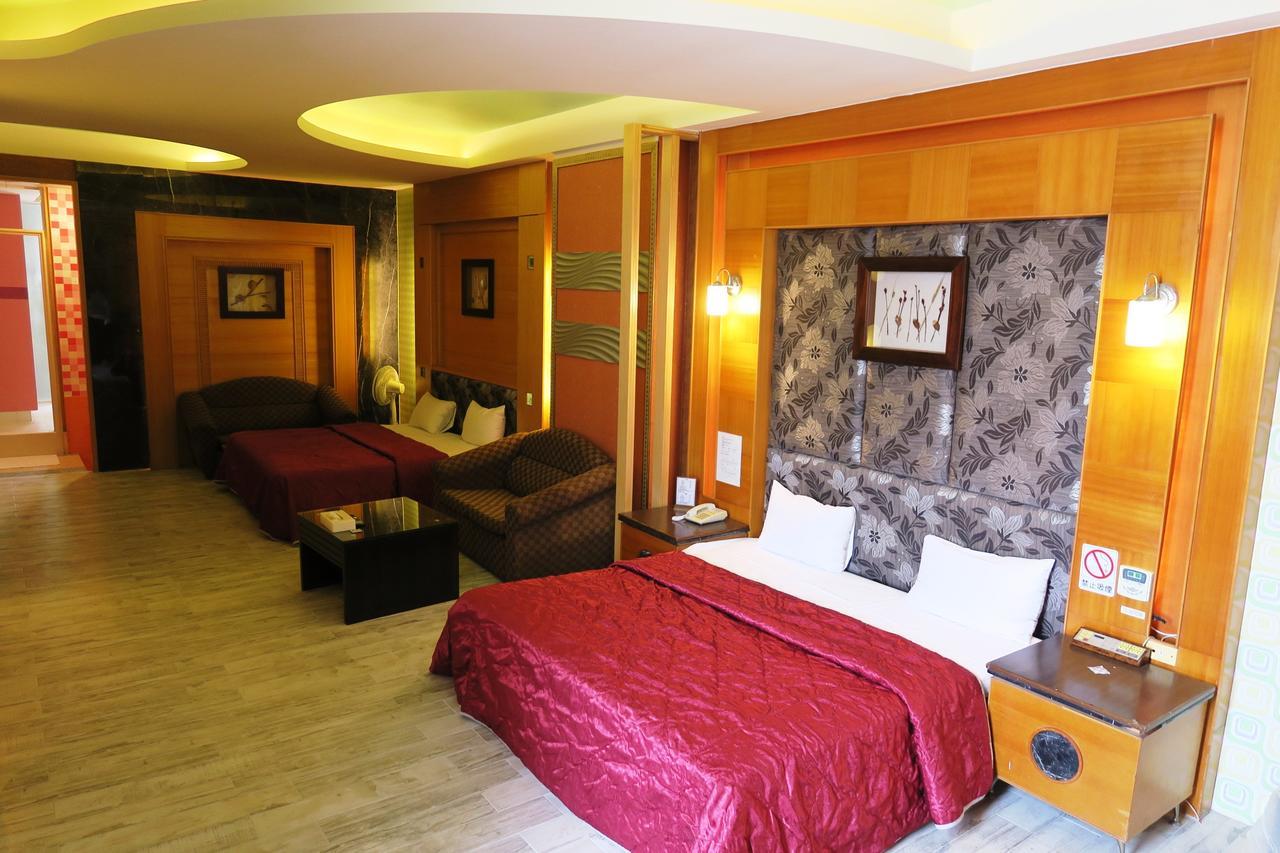 富晴汽車旅館fu Ching Motel Zhangua Zewnętrze zdjęcie