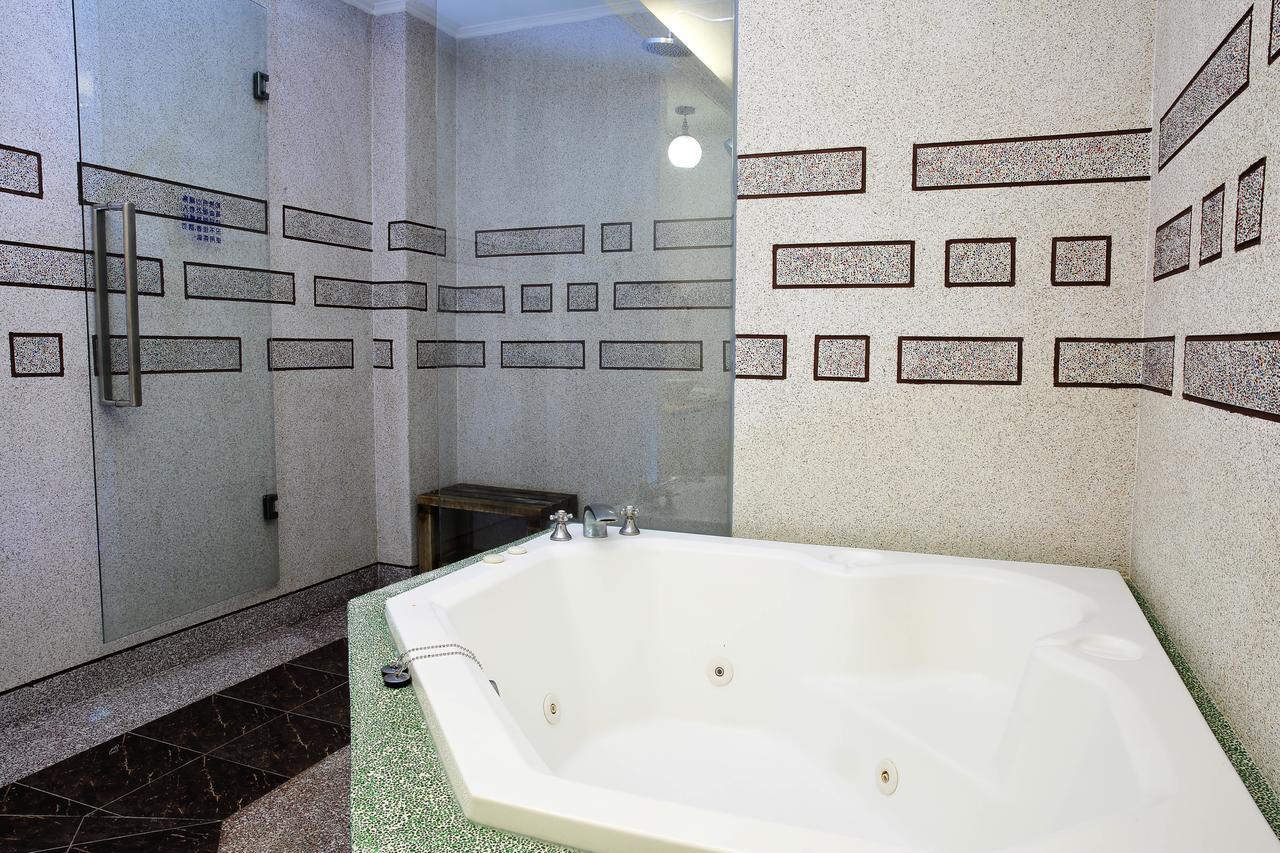 富晴汽車旅館fu Ching Motel Zhangua Zewnętrze zdjęcie